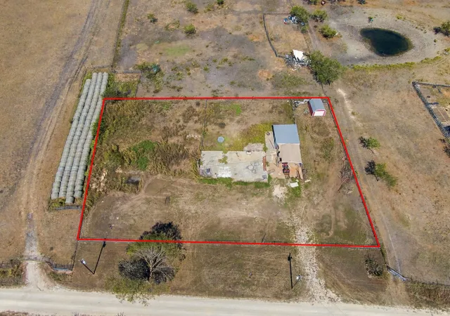 Photo 1 of Land for sale at 9408 County Rd 2220, Barry, TX 75102 | MLS# 21409397 | Listing updated on 2026-10-21