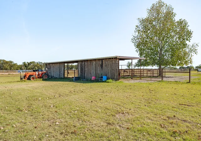 Photo 4 of Single family home for sale at 551 County Rd 416, Comanche, TX 76442 | MLS# 21416033 | Listing updated on 2026-10-21