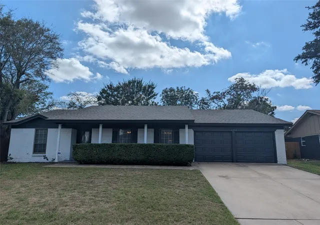 Photo 1 of Single family home for sale at 1213 Prelude Dr, Fort Worth, TX 76134 | MLS# 21416233 | Listing updated on 2026-10-21