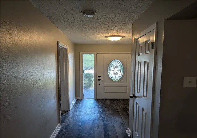 Photo 4 of Single family home for sale at 1213 Prelude Dr, Fort Worth, TX 76134 | MLS# 21416233 | Listing updated on 2026-10-21