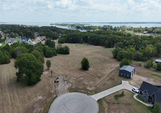 Land for sale at Tbd Wave Runner Ct, Corsicana, TX 75109 | MLS# 21413943