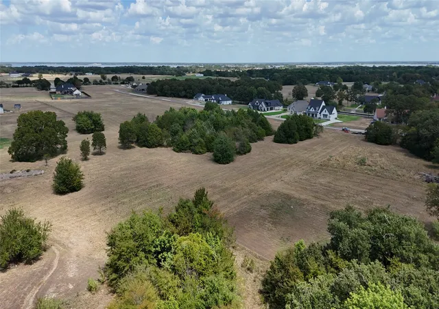 Photo 2 of Land for sale at Tbd Wave Runner Ct, Corsicana, TX 75109 | MLS# 21413943 | Listing updated on 2026-10-21