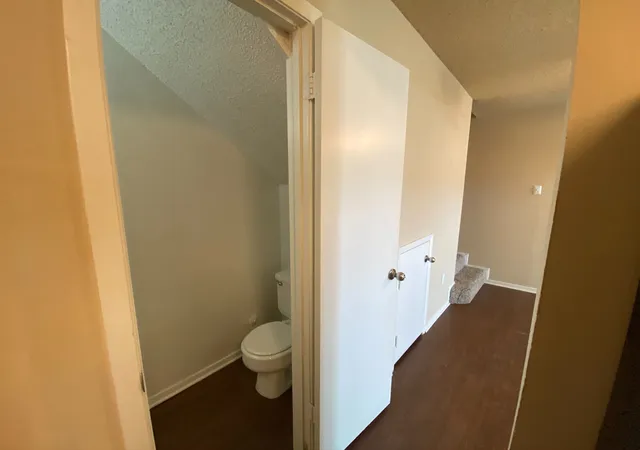 Photo 3 of Condo for sale at 9696 Walnut St #604, Dallas, TX 75243 | MLS# 21416728 | Listing updated on 2026-10-21