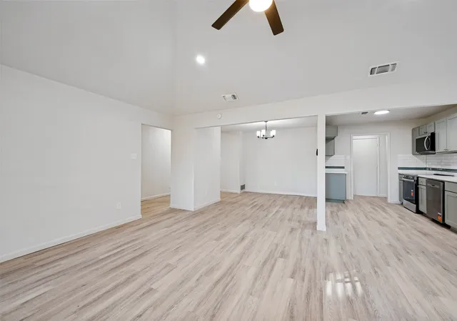 Photo 3 of Single family home for sale at 4113 Hemlock St, Fort Worth, TX 76137 | MLS# 21416323 | Listing updated on 2026-10-21