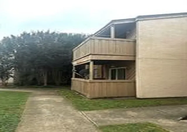 Photo 3 of Condo for sale at 8110 Skillman St #1053, Dallas, TX 75231 | MLS# 21416918 | Listing updated on 2026-10-21