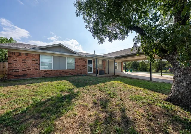 Single family home for sale at 1610 W Plummer St, Eastland, TX 76448 | MLS# 21415292