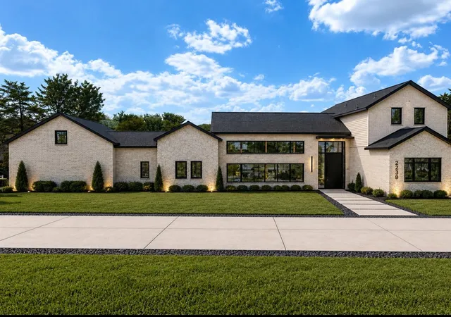 Single family home for sale at 2238 Southern Oaks Dr, Cedar Hill, TX 75104 | MLS# 21416892