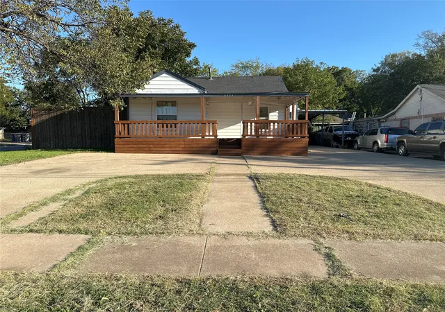 Single family home for sale at 6403 Military Pkwy, Dallas, TX 75227 | MLS# 21415936