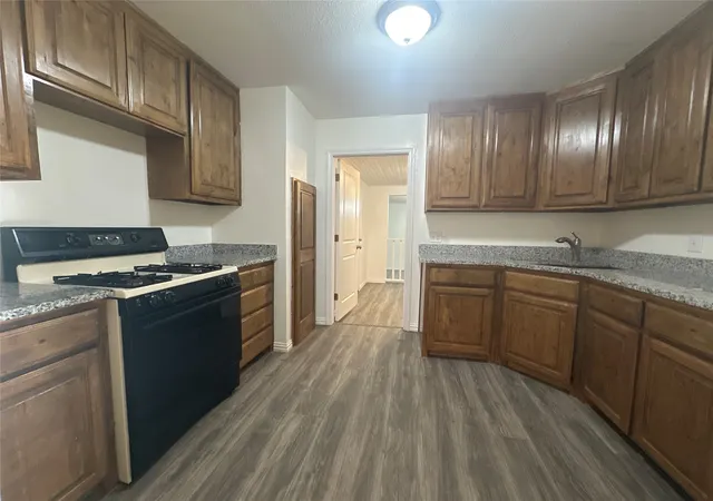 Photo 4 of Single family home for sale at 6403 Military Pkwy, Dallas, TX 75227 | MLS# 21415936 | Listing updated on 2026-10-22
