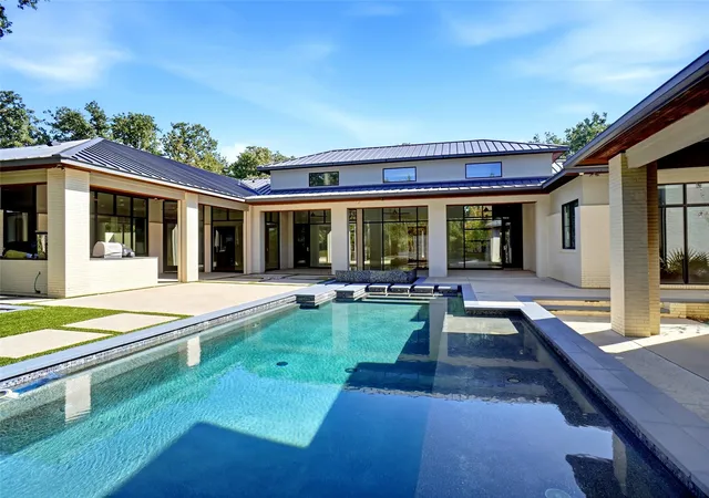 Photo 1 of Mansion for sale at 1204 Andre Ct, Southlake, TX 76092 | MLS# 21381089 | Listing updated on 2026-10-22