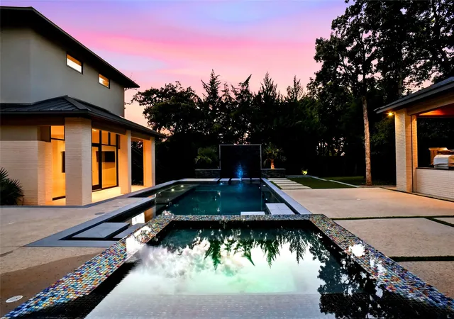 Photo 2 of Mansion for sale at 1204 Andre Ct, Southlake, TX 76092 | MLS# 21381089 | Listing updated on 2026-10-22