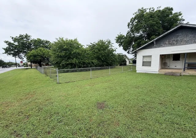 Photo 1 of Land for sale at 105 East 3rd St, Prosper, TX 75078 | MLS# 21417673 | Listing updated on 2026-10-22