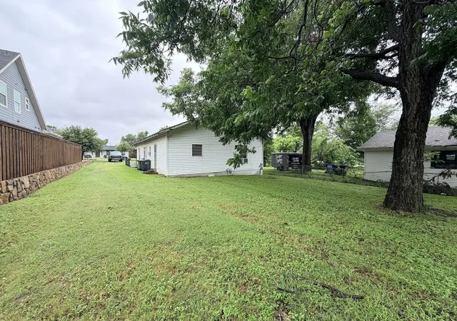 Photo 4 of Land for sale at 105 East 3rd St, Prosper, TX 75078 | MLS# 21417673 | Listing updated on 2026-10-22