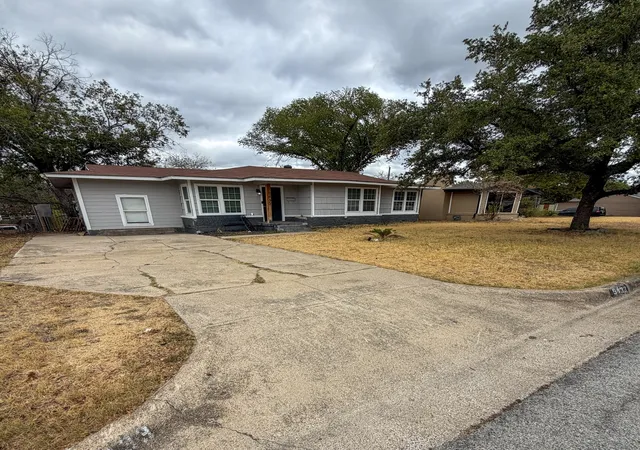 Photo 2 of Single family home for sale at 5433 Greenlee St, Fort Worth, TX 76112 | MLS# 21410179 | Listing updated on 2026-10-22