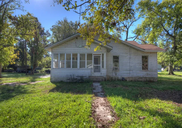 Single family home for sale at 4615 Highway 514, Coushatta, LA 71019 | MLS# 21417565