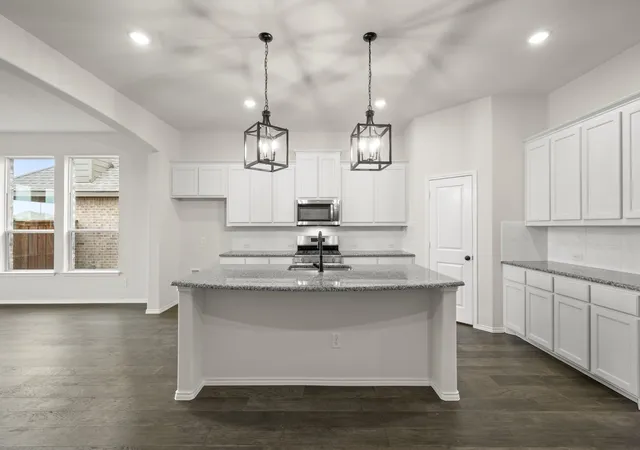 Photo 1 of Single family home for sale at 2821 Holstein Dr, Midlothian, TX 76065 | MLS# 21417751 | Listing updated on 2026-10-27