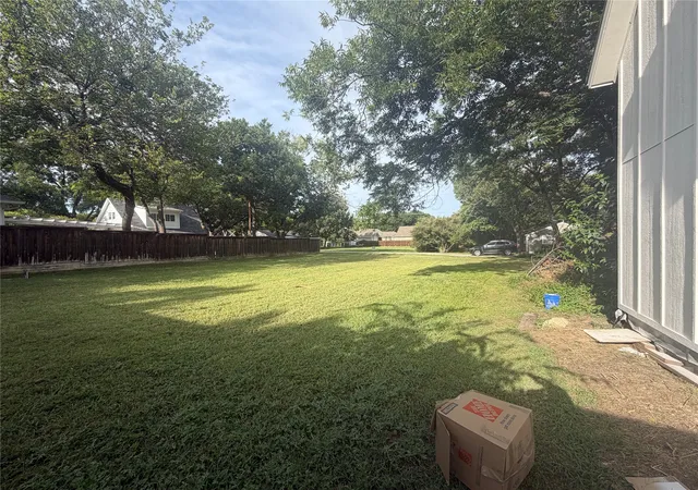Photo 4 of Land for sale at 412 Francis St, Mc Kinney, TX 75069 | MLS# 21415805 | Listing updated on 2026-10-22