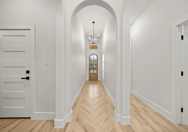 Photo 4 of Single family home for sale at 3516 N Houston St, Fort Worth, TX 76106 | MLS# 21416510 | Listing updated on 2026-10-28
