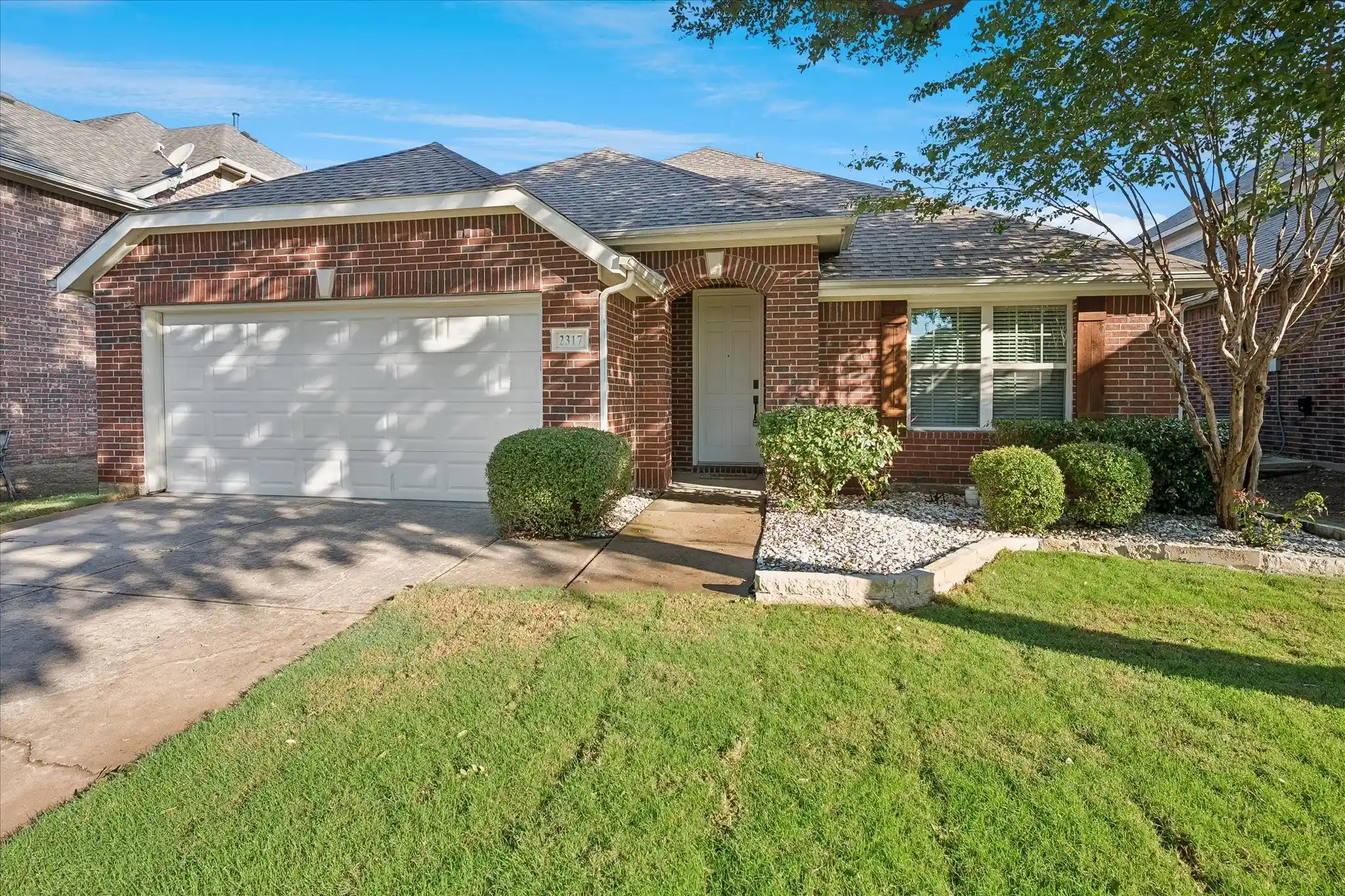 Single family home for sale at 2317 Evening Song Dr, Little Elm, TX 75068 | MLS# 21416969