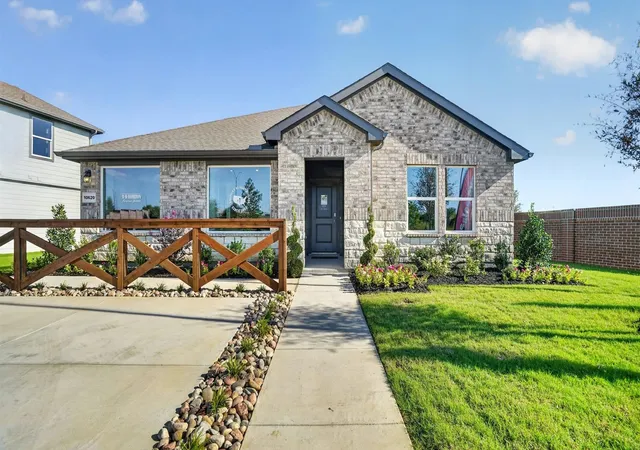 Single family home for sale at 1939 Legacy Dr, Cleburne, TX 76033 | MLS# 21417164 | Listing updated on 2026-10-22