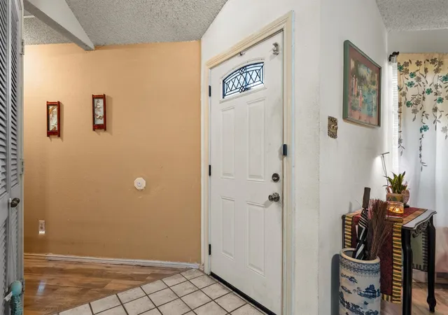 Photo 4 of Single family home for sale at 6447 Royal Cedar Dr, Dallas, TX 75236 | MLS# 21416781 | Listing updated on 2026-10-22