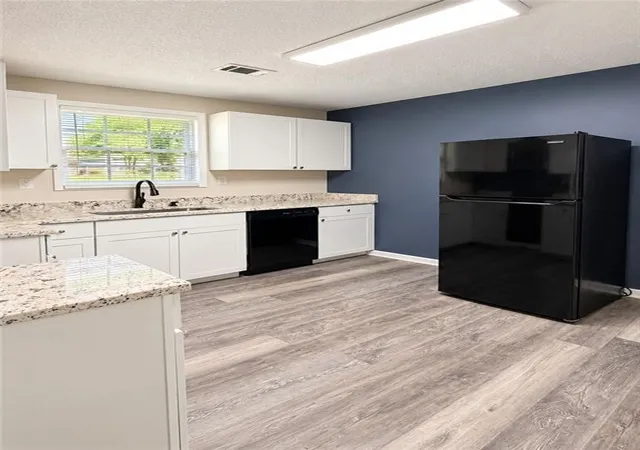 Photo 3 of Single family home for sale at 445 Lilly Ave, Macon, GA 31204 | MLS# 7854955 | Listing updated on 2026-10-28