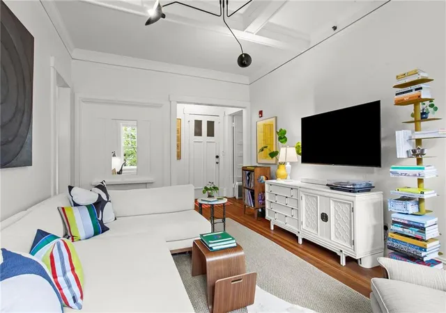 Photo 3 of Sale Pending at 266 11th Street NE #105, Atlanta, GA 30309 | MLS# 7847390 | Listing updated on 2026-10-28