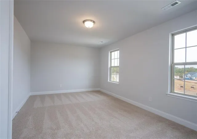 Photo 3 of Single family home for sale at 3028 Fairway Dr, Villa Rica, GA 30180 | MLS# 7759813 | Listing updated on 2026-10-30