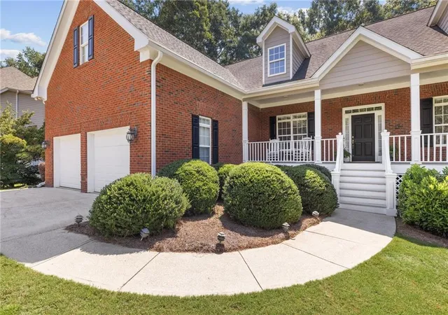 Photo 3 of Single family home for sale at 2620 Democracy Dr, Buford, GA 30519 | MLS# 7828435 | Listing updated on 2026-09-09
