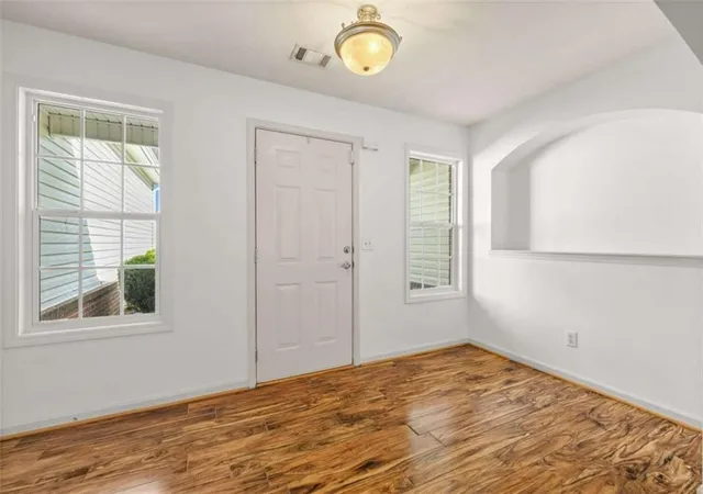 Photo 3 of Single family home for sale at 123 Berry Hl Ln, Hoschton, GA 30548 | MLS# 7857911 | Listing updated on 2026-10-23