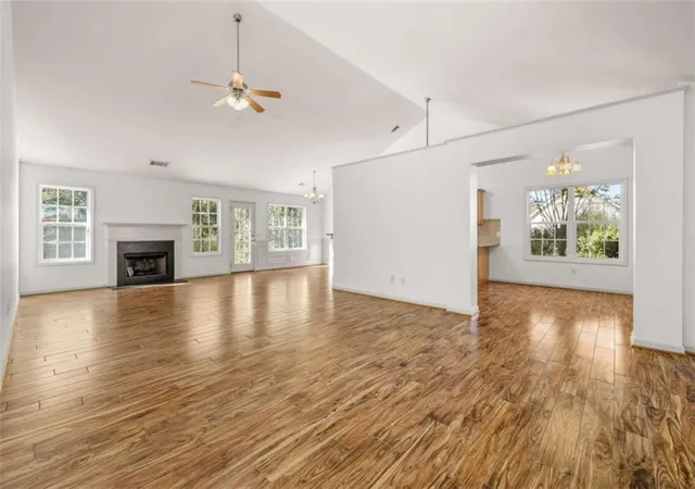Photo 4 of Single family home for sale at 123 Berry Hl Ln, Hoschton, GA 30548 | MLS# 7857911 | Listing updated on 2026-10-23