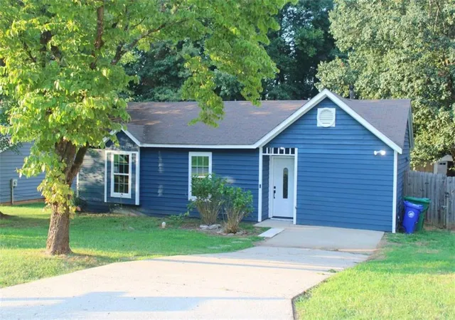 Photo 3 of Single family home for sale at 4668 Hairston Xing Way, Stone Mountain, GA 30083 | MLS# 7833753 | Listing updated on 2026-09-07