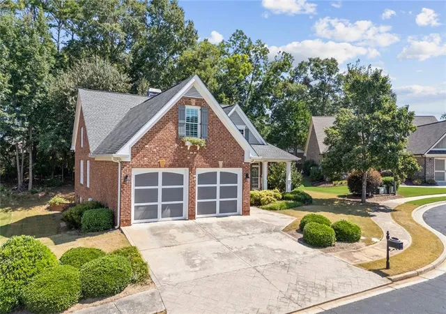 Photo 3 of Single family home for sale at 839 Legends Dr, Monroe, GA 30655 | MLS# 7830078 | Listing updated on 2026-09-09