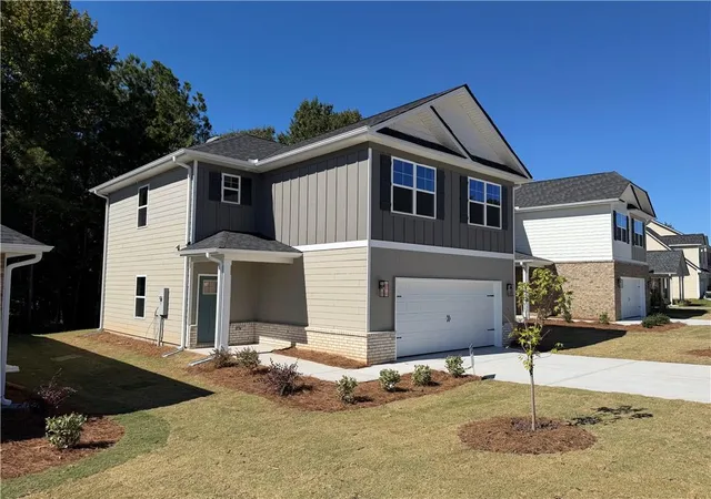 Photo 2 of Single family home for sale at 148 Chaucer Ln, Carrollton, GA 30117 | MLS# 7859072 | Listing updated on 2026-10-27
