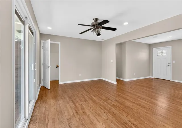 Photo 4 of Single family home for sale at 3024 Sumac Dr, Atlanta, GA 30360 | MLS# 7832029 | Listing updated on 2026-09-11