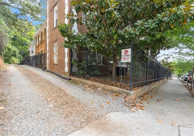 Photo 19 of Condo for sale at 737 Barnett St Ne #D3, Atlanta, GA 30306 | MLS# 7830912 | Listing updated on 2026-09-04
