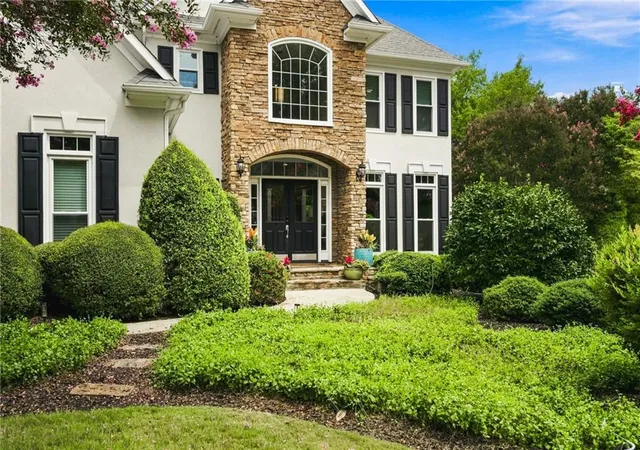 Photo 4 of Single family home for sale at 3038 Tottenham Ln, Marietta, GA 30064 | MLS# 7828912 | Listing updated on 2026-09-09