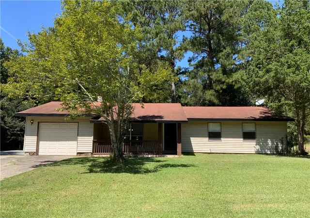 Photo 1 of Single family home for sale at 42 Skylark Ln, Jonesboro, GA 30238 | MLS# 7835861 | Listing updated on 2026-09-11