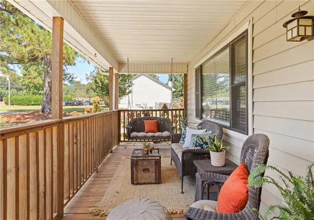 Photo 4 of Single family home for sale at 110 Allenwood Rd, Fayetteville, GA 30214 | MLS# 7839948 | Listing updated on 2026-09-26