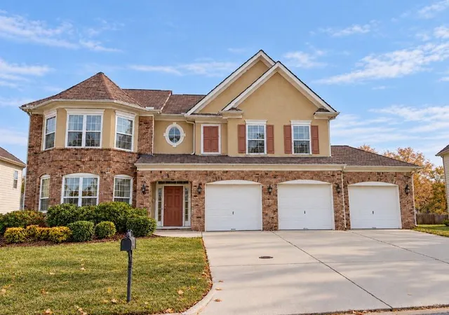 Photo 1 of Single family home for sale at 210 Perry Ln, Union City, GA 30291 | MLS# 7856287 | Listing updated on 2026-10-28