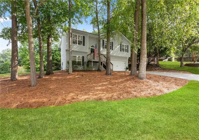 Photo 1 of Sale Pending at 378 Baugh St, Commerce, GA 30529 | MLS# 7834669 | Listing updated on 2026-09-21