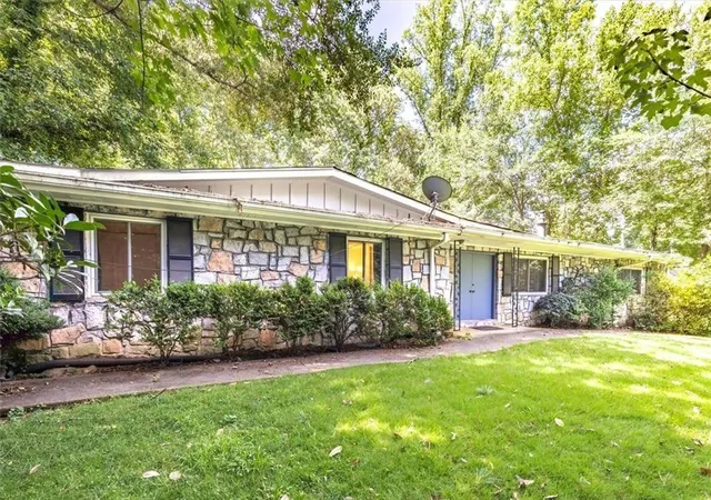 Photo 3 of Sale Pending at 2619 Andover Dr, Atlanta, GA 30360 | MLS# 7808340 | Listing updated on 2026-09-13
