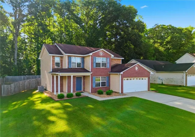 Photo 2 of Single family home for sale at 6192 Culver Dr, Morrow, GA 30260 | MLS# 7835434 | Listing updated on 2026-09-11