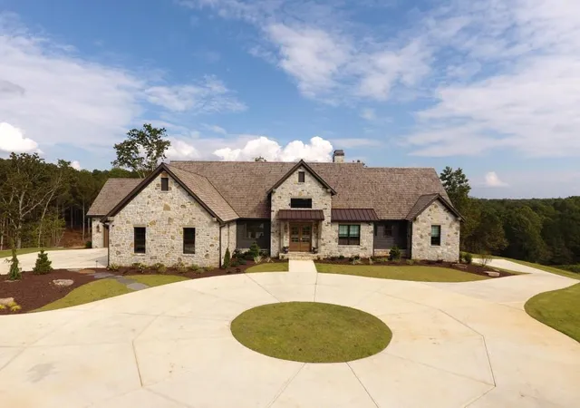 Photo 1 of Single family home for sale at 3524 Lake Ridge Dr, Gainesville, GA 30506 | MLS# 7852591 | Listing updated on 2026-10-26