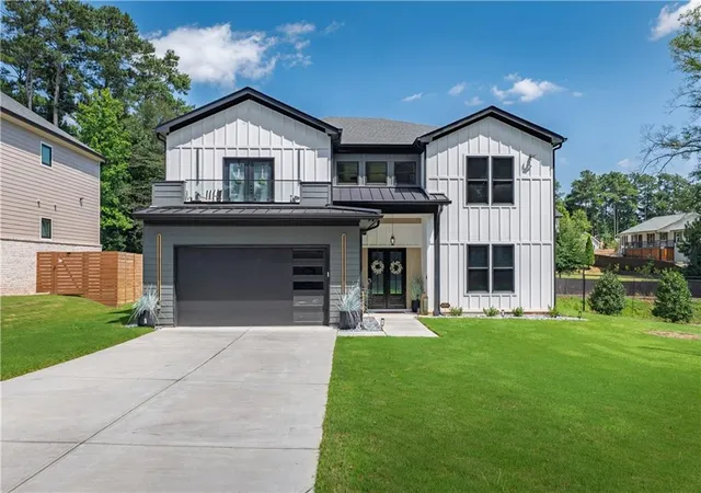 Photo 2 of Single family home for sale at 3204 Regalview Ter, Acworth, GA 30101 | MLS# 7825798 | Listing updated on 2026-09-03