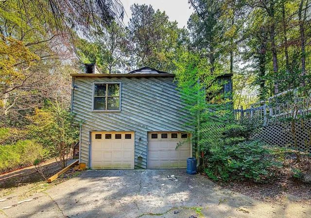 Photo 3 of Land for sale at 2615 Rocky Springs Dr, Marietta, GA 30062 | MLS# 7836402 | Listing updated on 2026-09-26