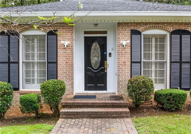 Photo 4 of Single family home for sale at 5291 Saffron Dr, Atlanta, GA 30338 | MLS# 7850411 | Listing updated on 2026-10-24