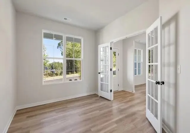 Photo 4 of Single family home for sale at 3935 Silver Pine Trl, Cumming, GA 30028 | MLS# 7857815 | Listing updated on 2026-10-24