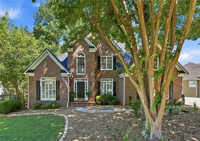 Photo 2 of Single family home for sale at 1032 Chippendale Trl Sw, Marietta, GA 30064 | MLS# 7834479 | Listing updated on 2026-09-15
