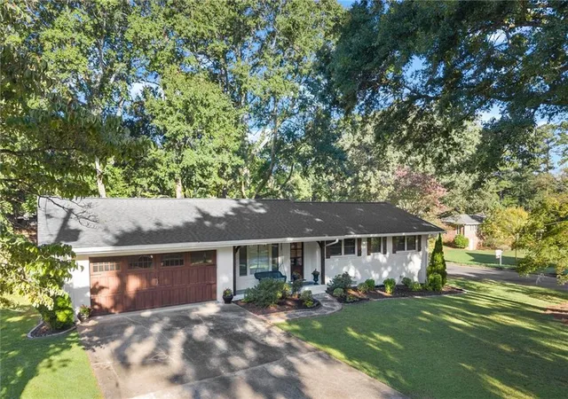 Photo 1 of Sale Pending at 3834 Cherrydale Ln Se, Smyrna, GA 30082 | MLS# 7837221 | Listing updated on 2026-10-06